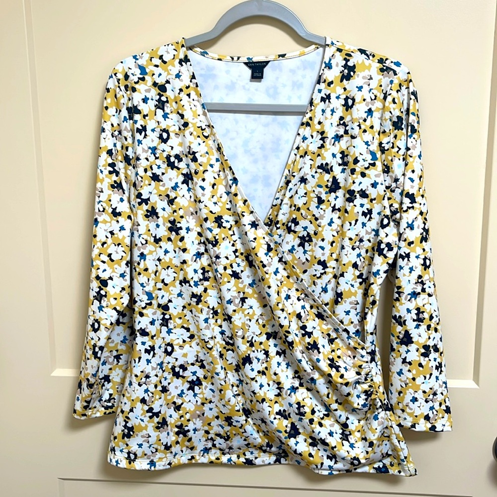 Ann Taylor Faux Wrap Floral
Ruche Yellow Top